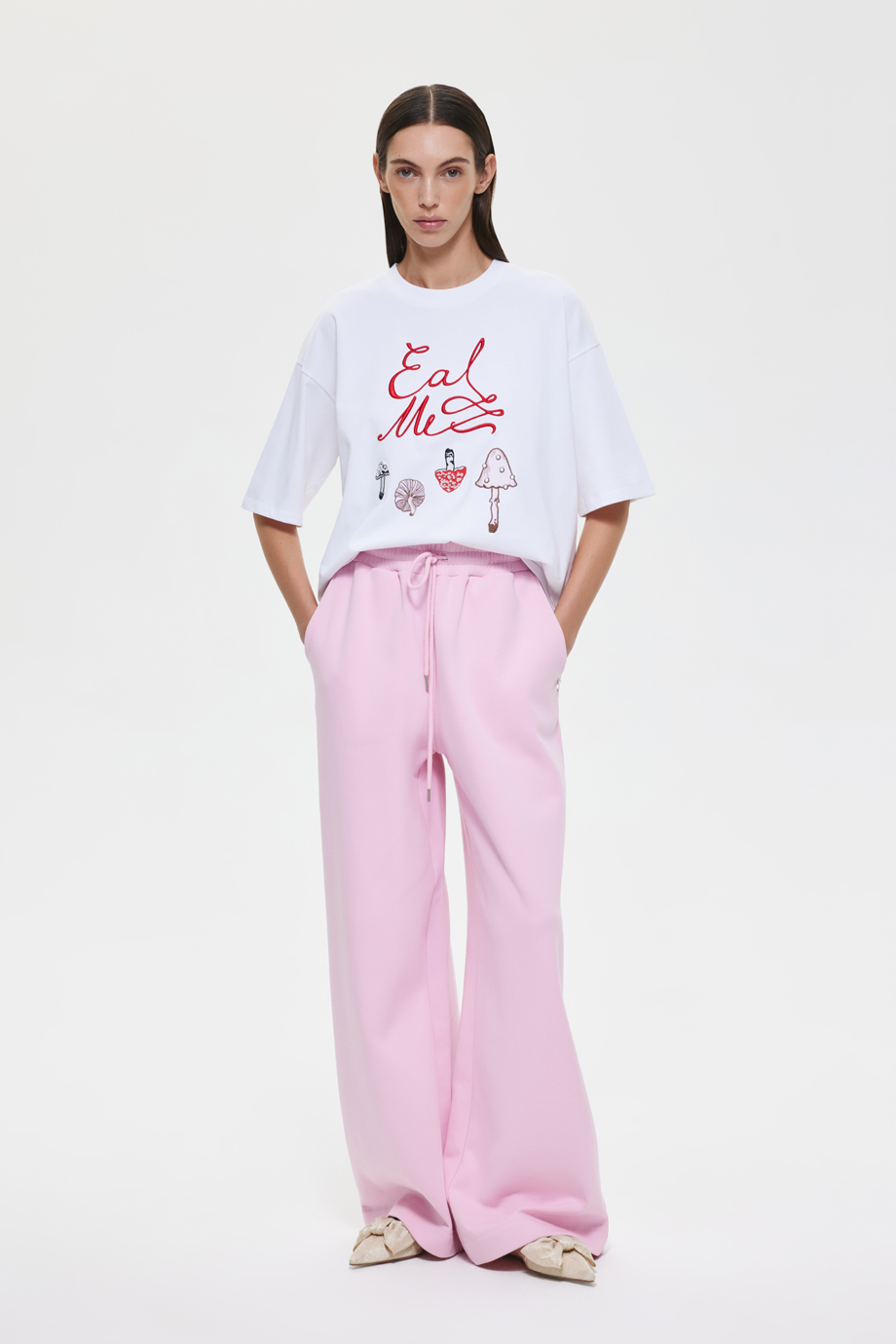 Брюки трикотажные широкие