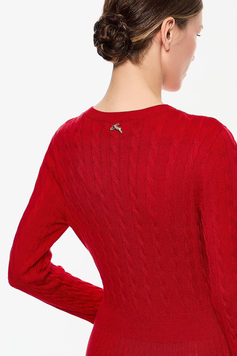 Платье вязаное приталенное