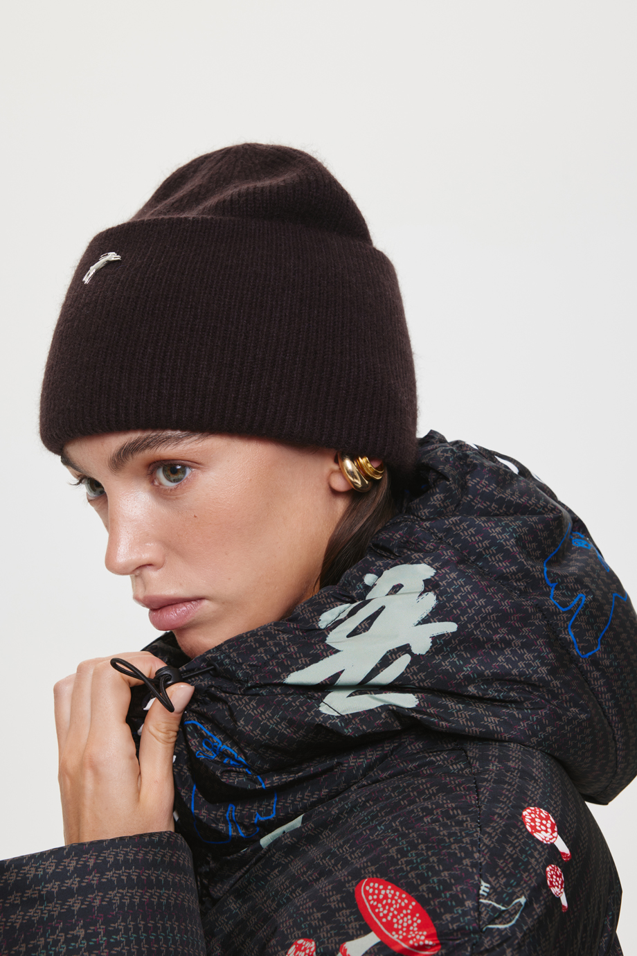 Вязаная шапка Akhmadullina Dreams 225106250304306/108000