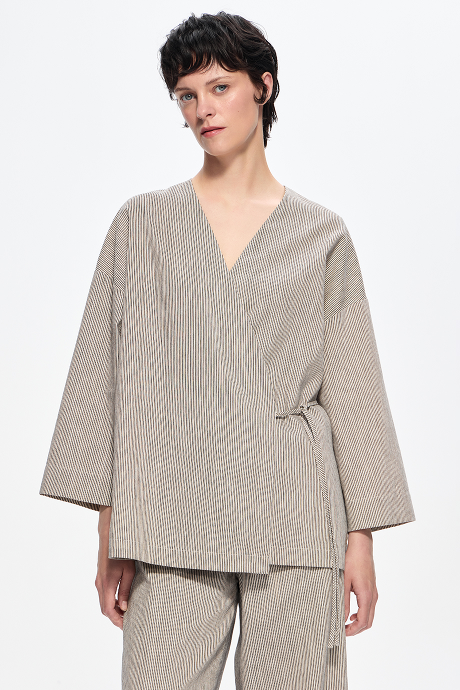 Блузка на запах