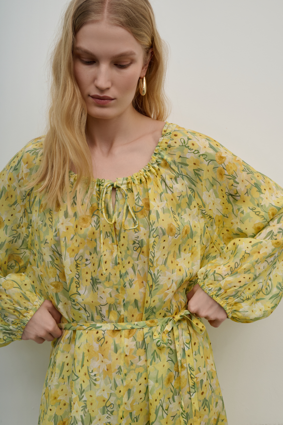 Платье-миди