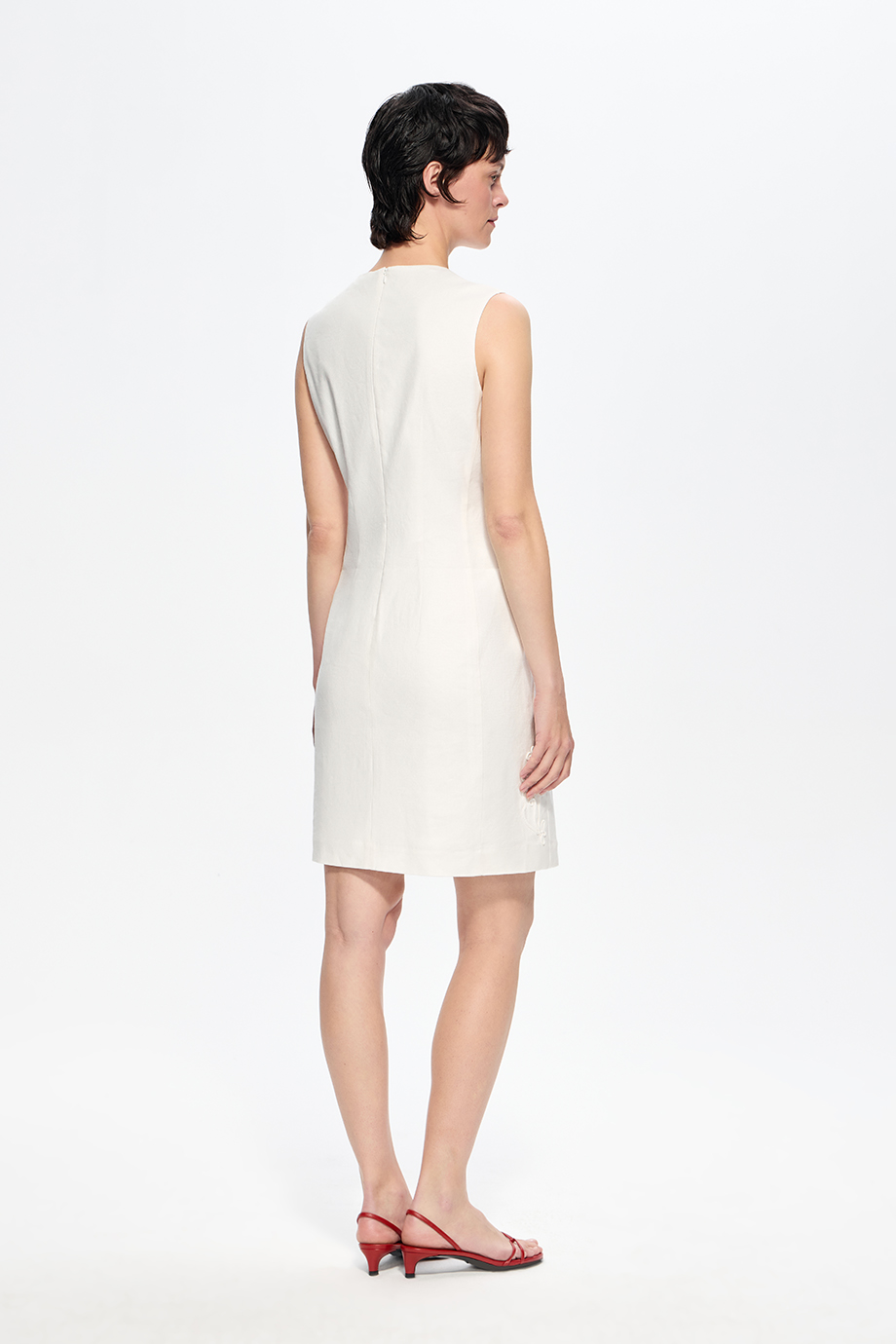 Льняное платье