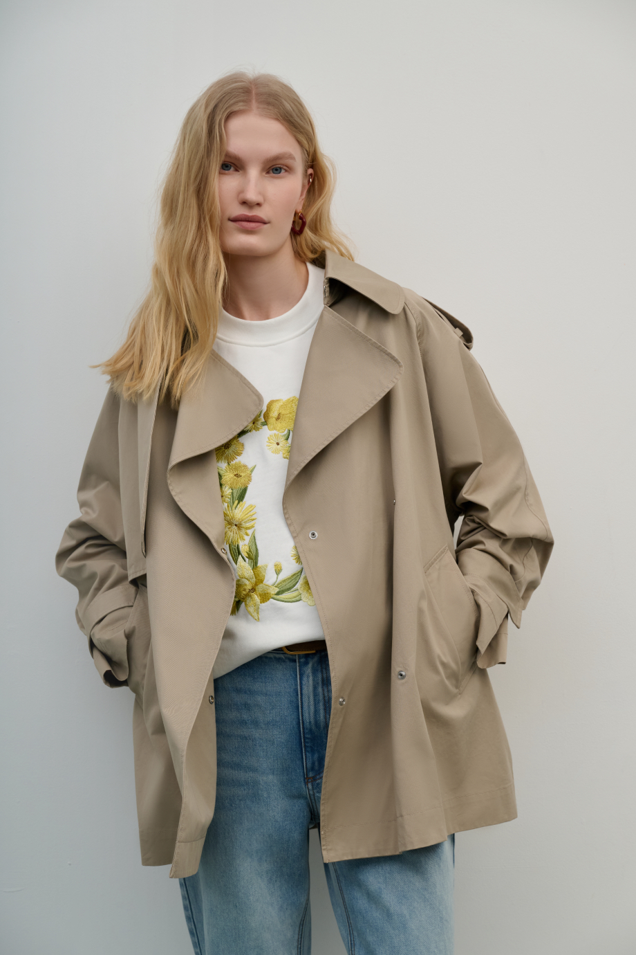 Укороченный плащ