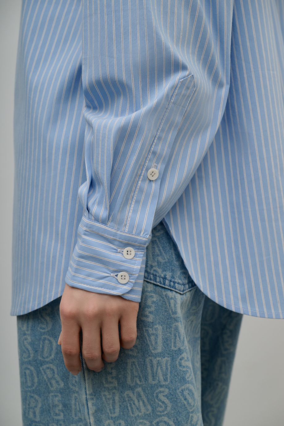 Рубашка свободная с вышивкой