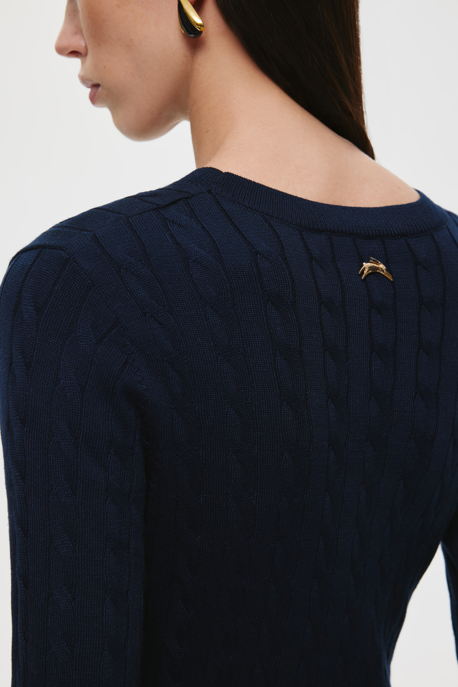 Платье вязаное приталенное