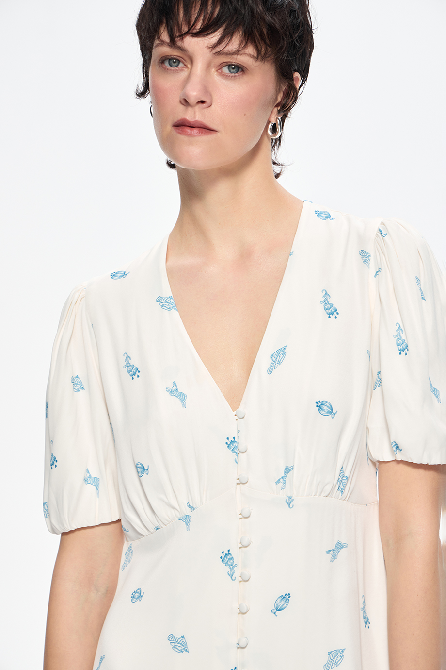 Платье полуприлегающее с принтом