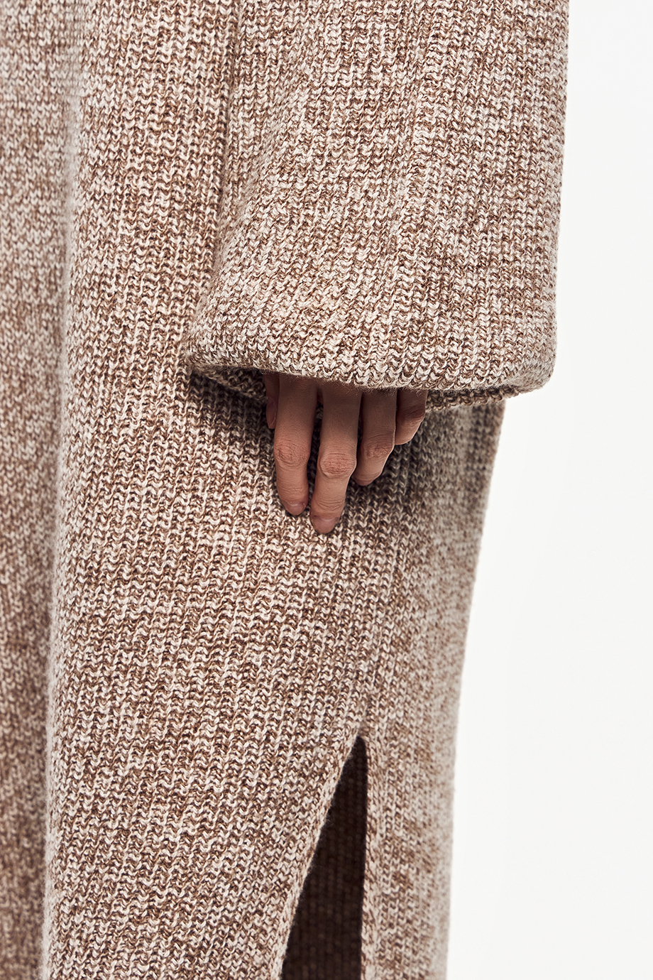 Вязаное платье