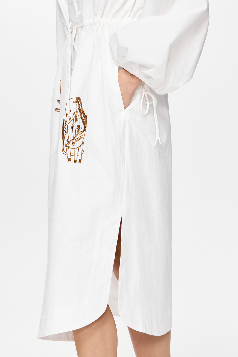 Платье хлопковое с вышивками