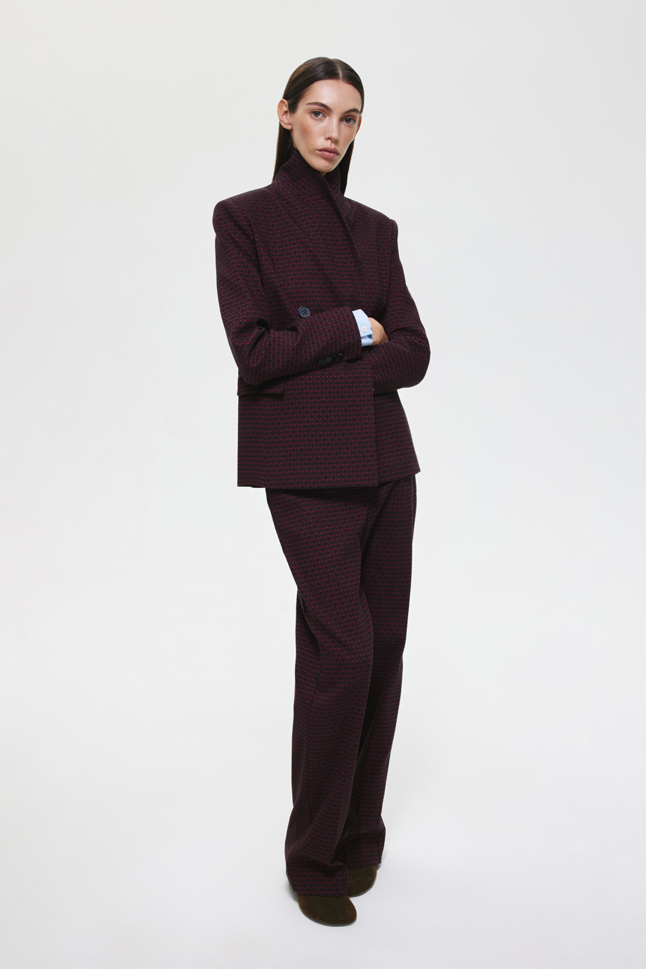 Жакет полуприлегающий из жаккарда