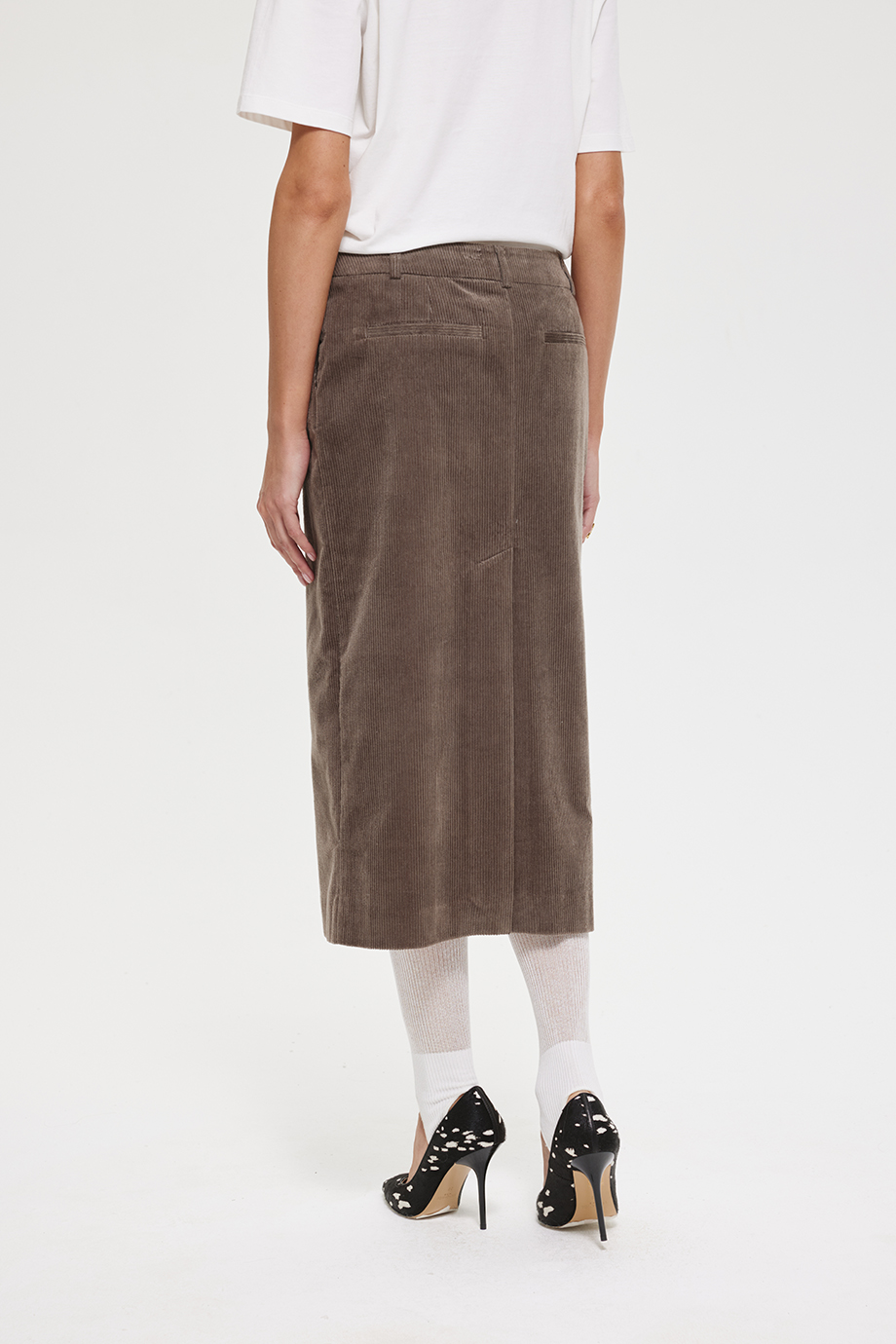 Юбка-карандаш из вельвета