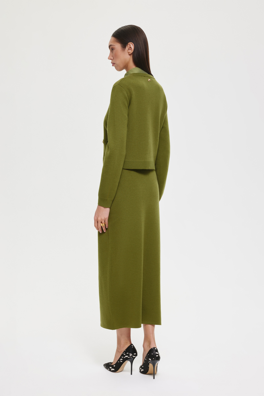 Юбка-карандаш вязаная