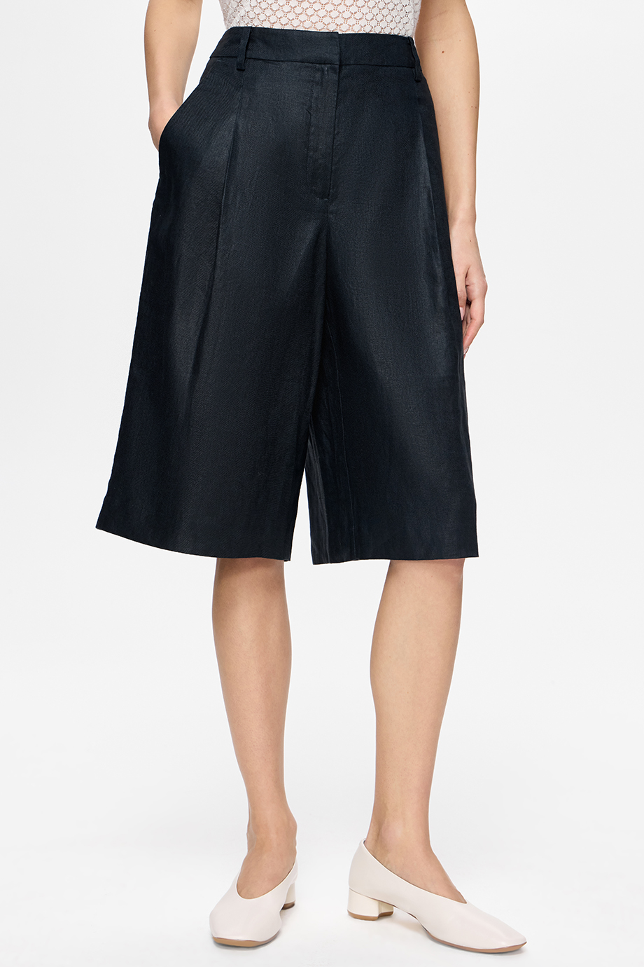 Льняные шорты