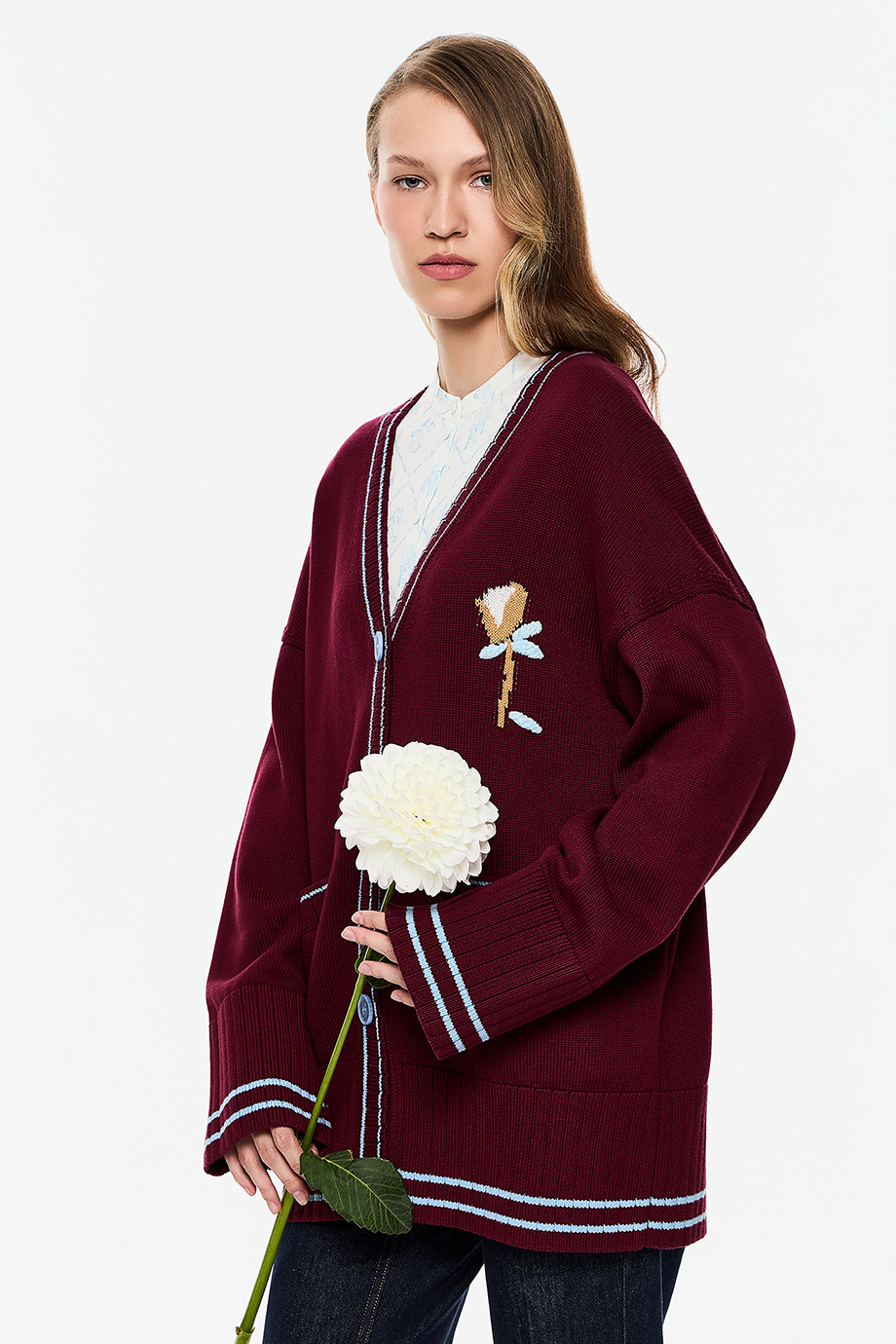 Кардиган с вышивкой