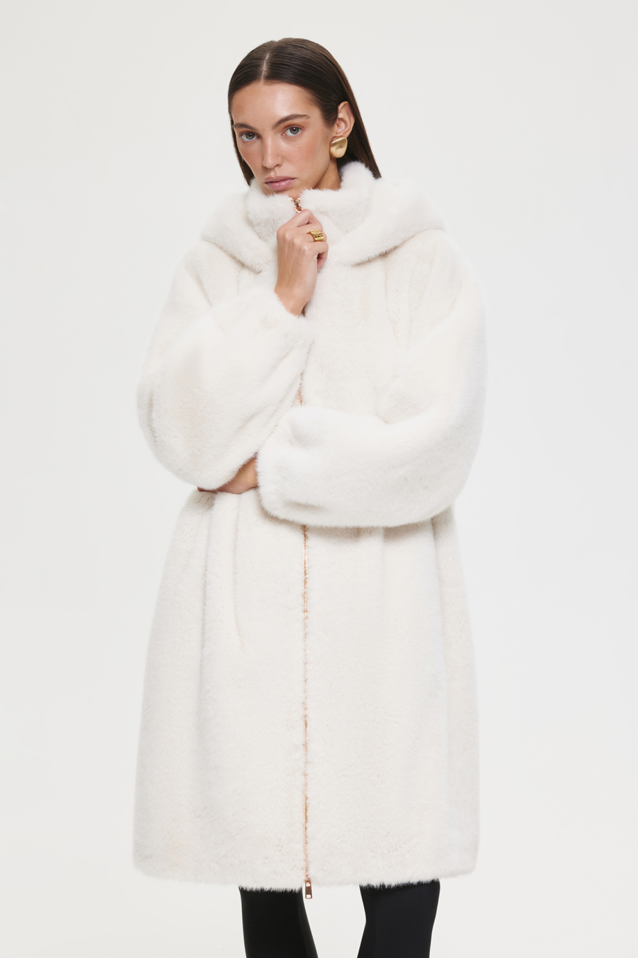 Шуба из экомеха с ушками