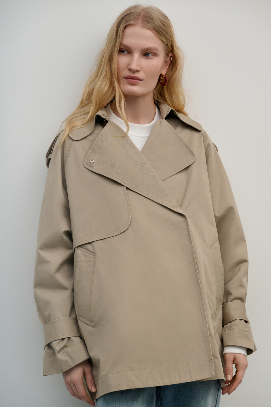 Укороченный плащ Укороченный плащ