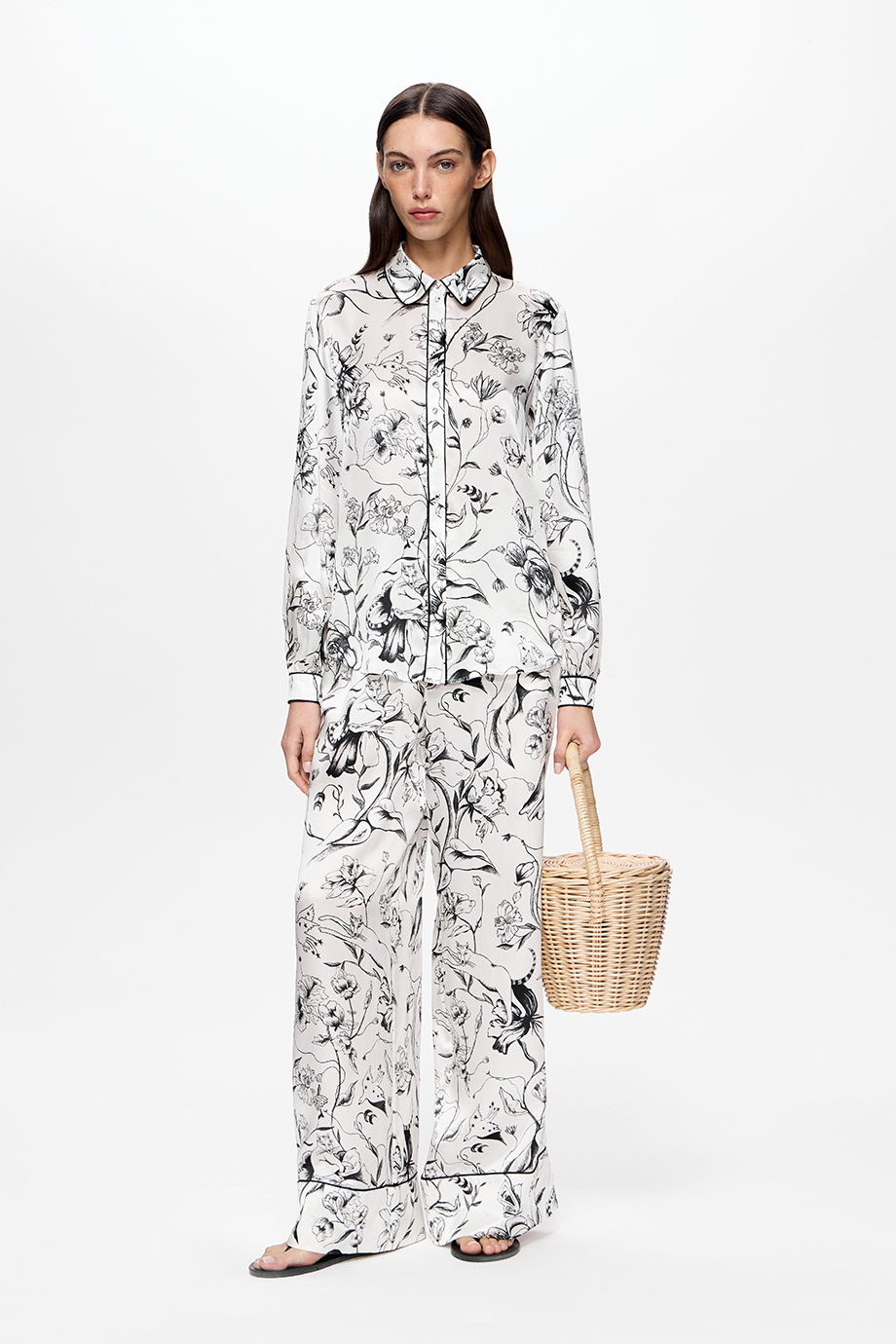 Блузка шелковая с принтом