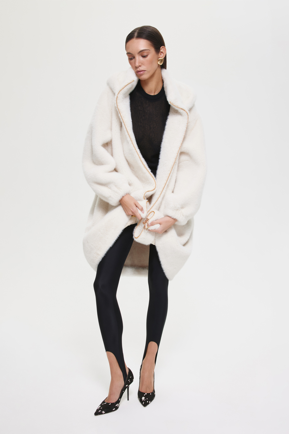 Шуба из экомеха с ушками