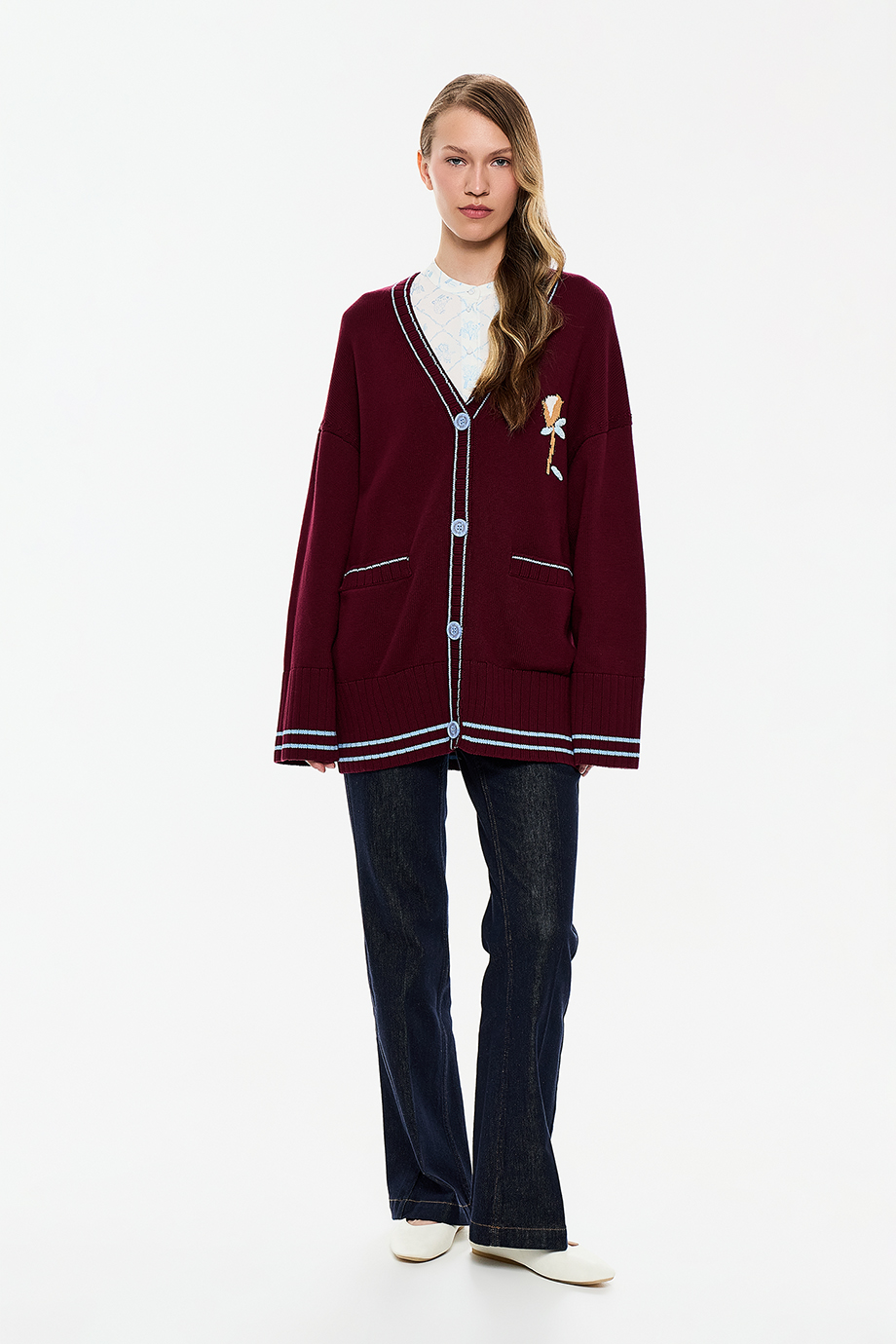 Кардиган с вышивкой