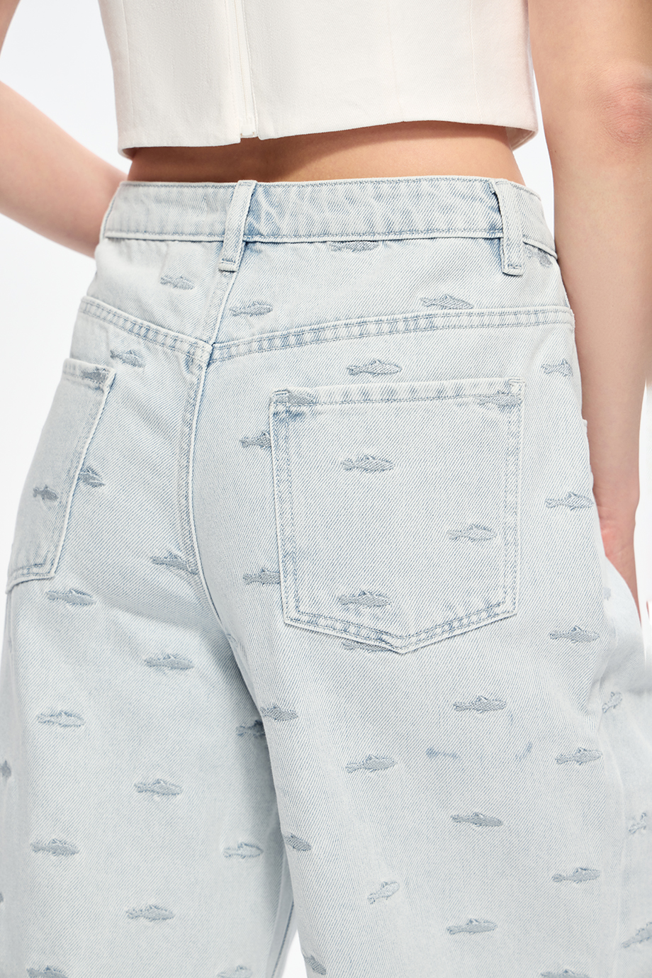 Джинсовые шорты