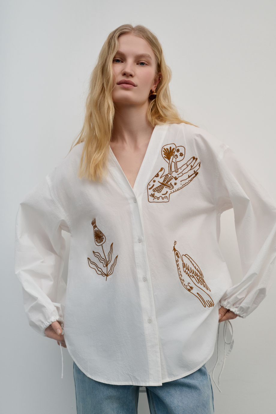 Блузка хлопковая с вышивками