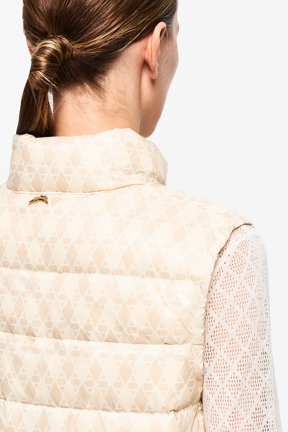 Пуховый жилет