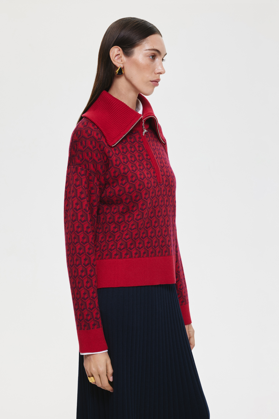 Джемпер с лого-паттерном