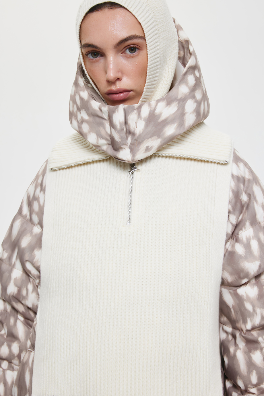 Шерстяная манишка Akhmadullina Dreams 225106030304310/113000