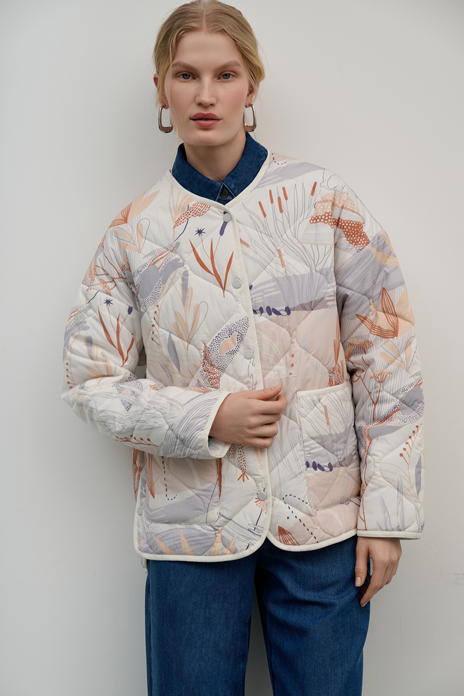 Куртка стеганная с принтом