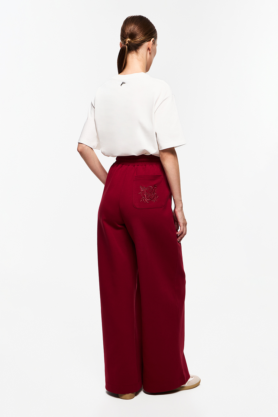 Брюки трикотажные свободные