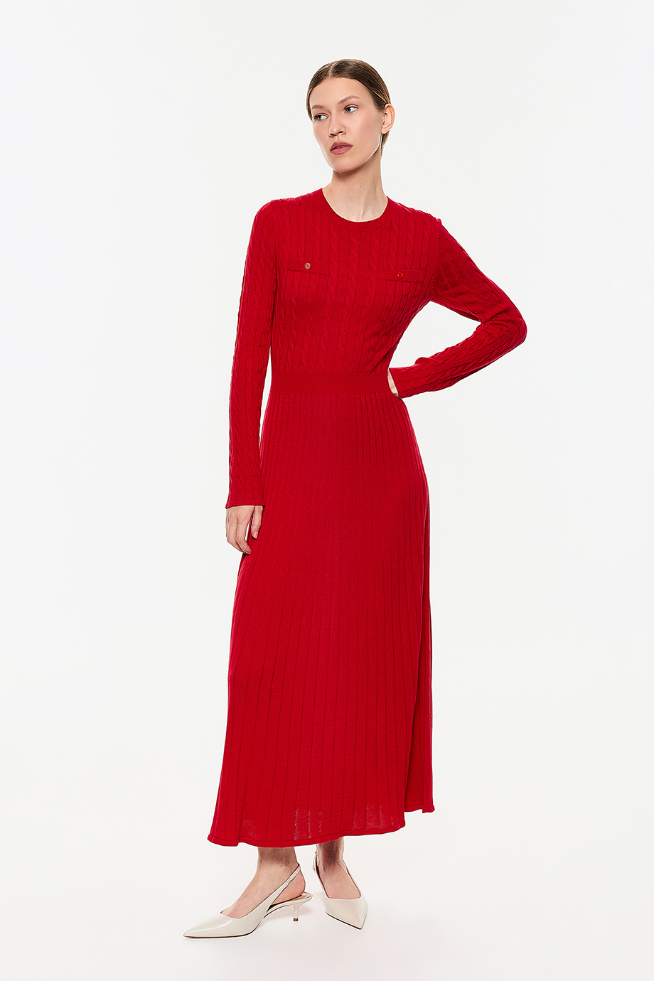 Вязаное платье