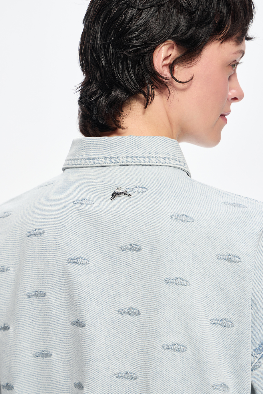 Джинсовая рубашка