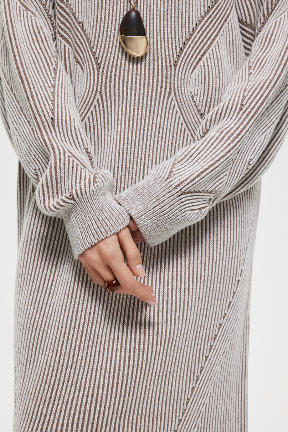 Платье-свитер из шерсти и хлопка