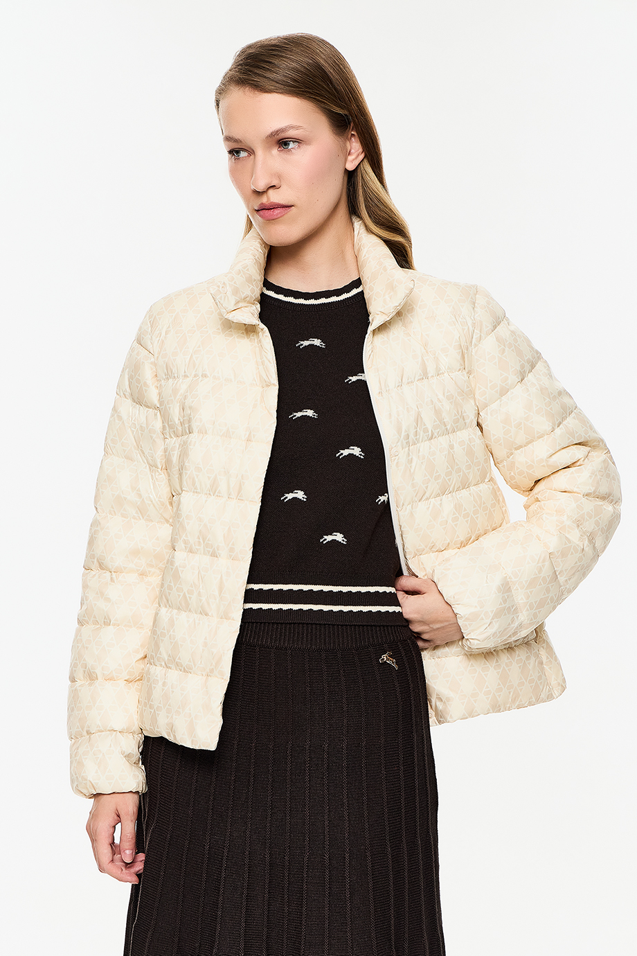 Пуховая куртка Akhmadullina Dreams 225101010504157/213000 Пуховая куртка Akhmadullina Dreams 225101010504157/213000