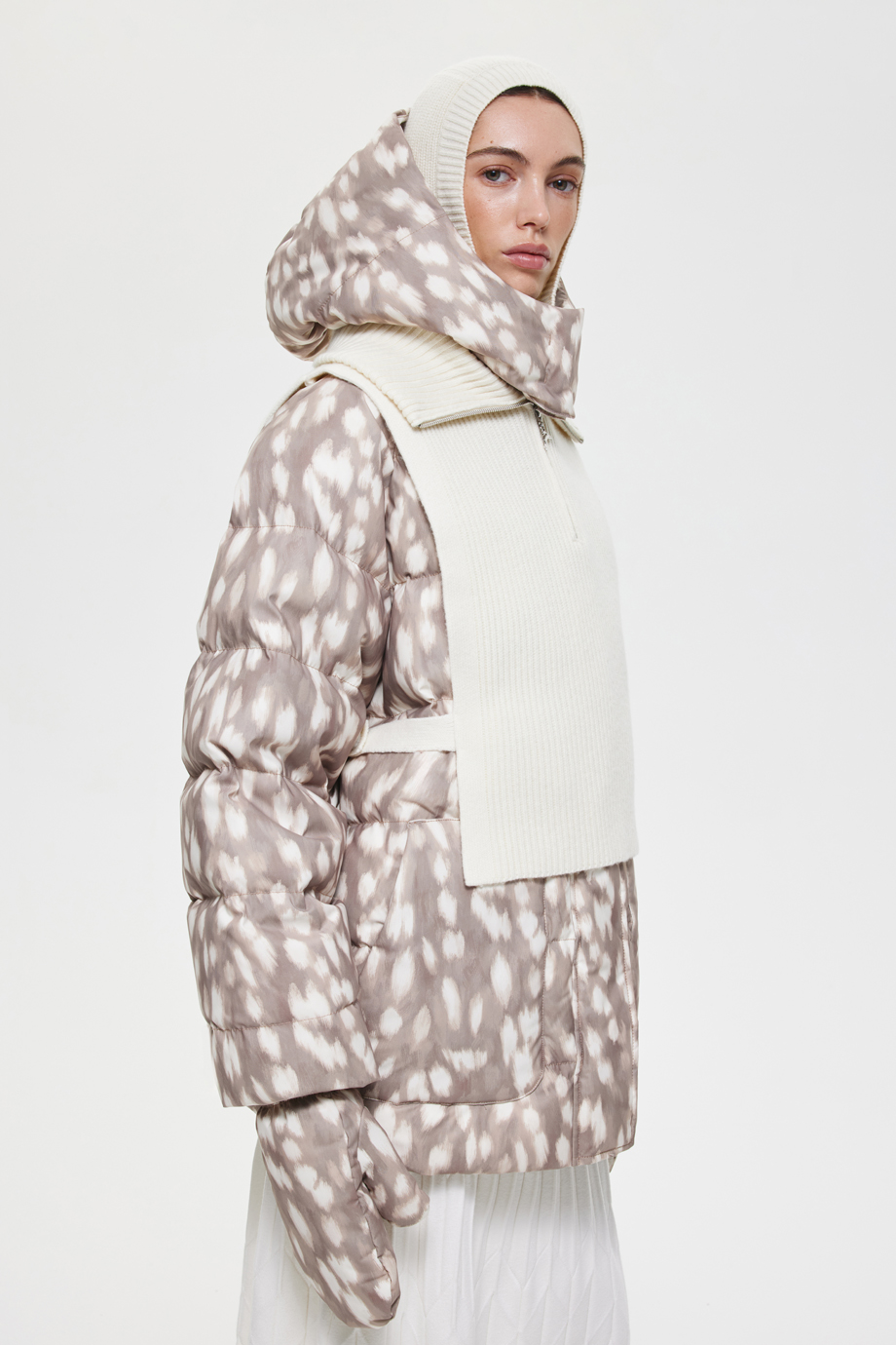 Манишка шерстяная на молнии