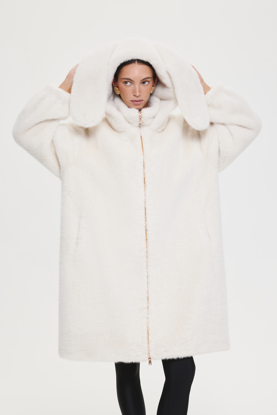 Шуба из экомеха с ушками