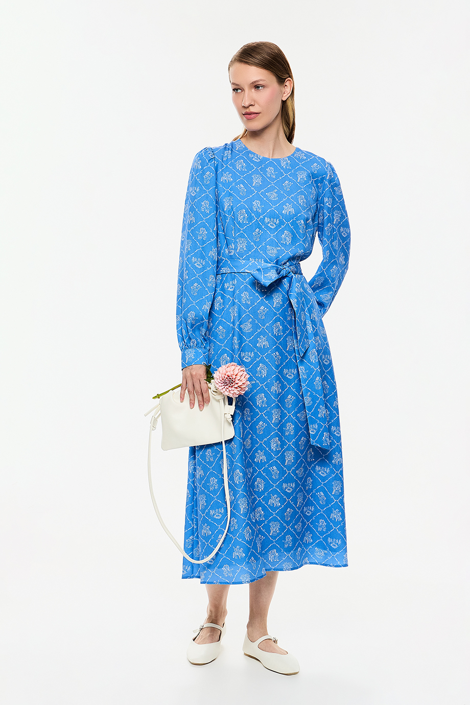 Платье-миди с поясом Платье-миди с поясом