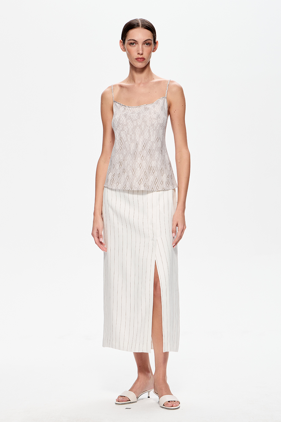 Топ с принтом