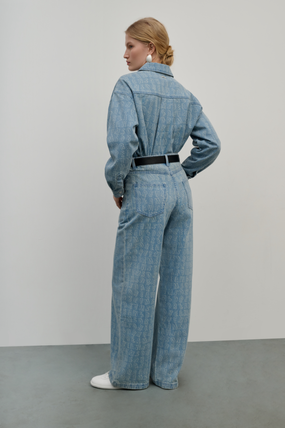 Джинсы Wide Leg с лазерным принтом