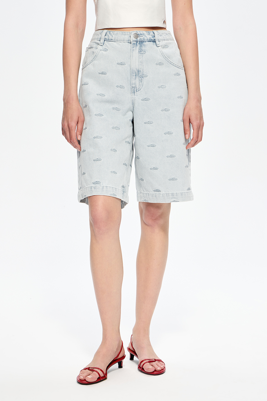 Джинсовые шорты