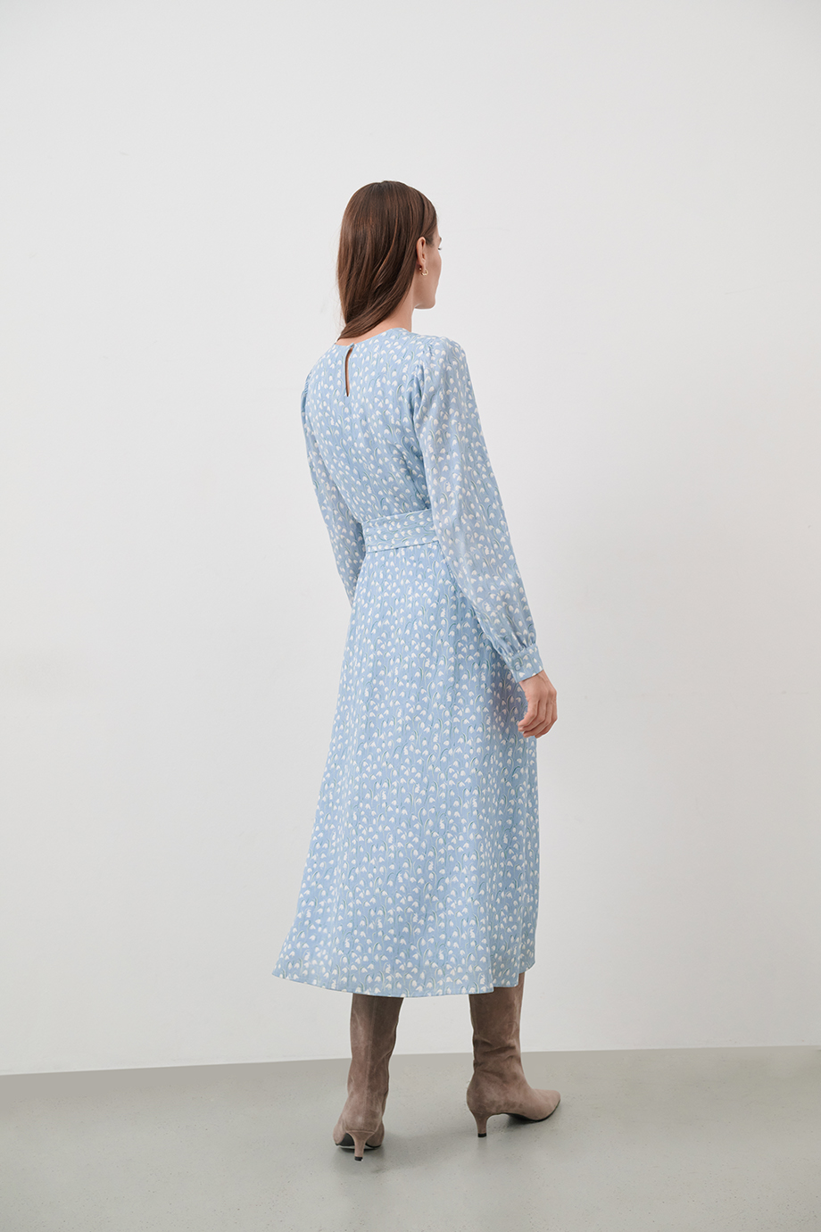 Платье приталенное с принтом