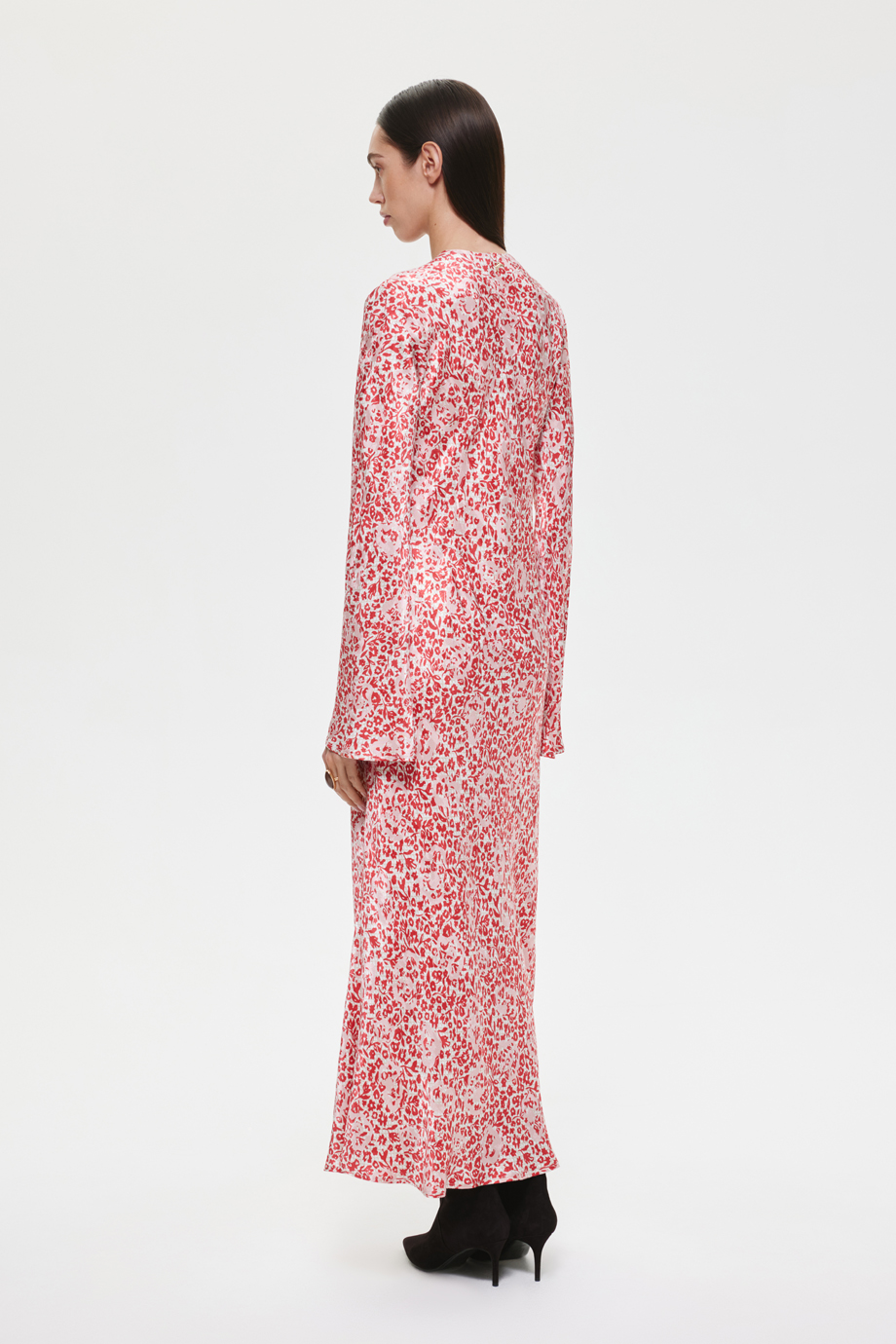 Платье полуприлегающее с принтом