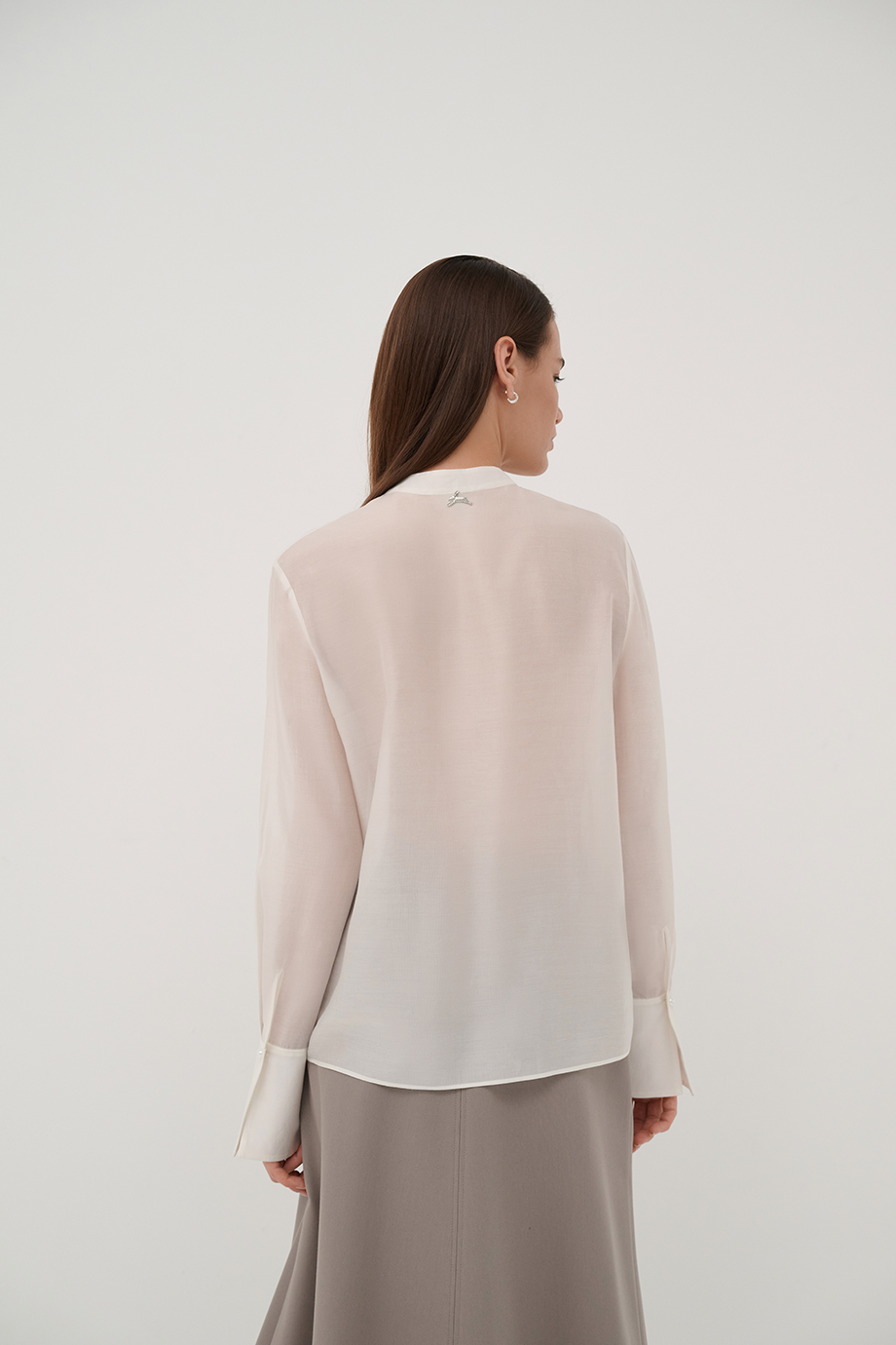 Блузка из тенселя с вышивкой