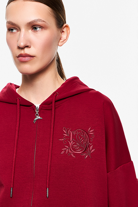 Толстовки и свитшоты